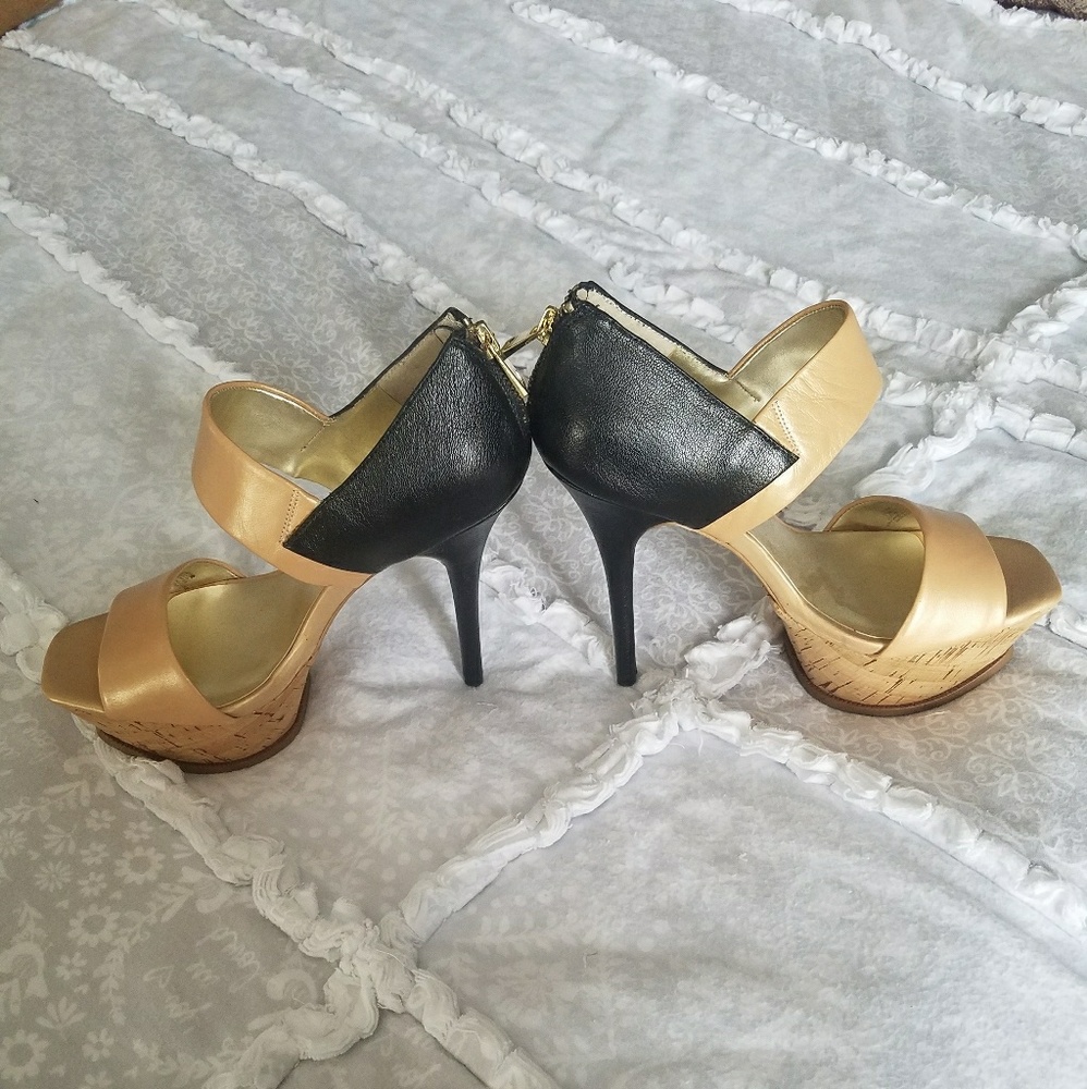 SUPER SEXY HEELS